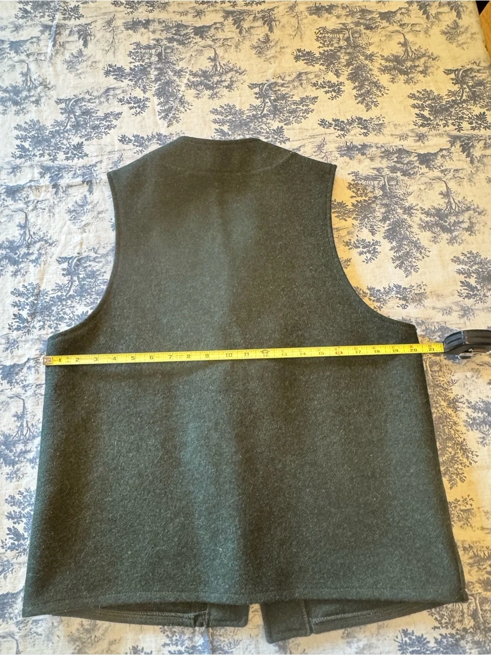 Filson Olive Green Wool Vest with Branded Label - Picture 5 of 5